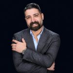 دانلود آهنگ جدید حمید هیراد نظر بازی نکن با دلم بازی نکن (ترند اینستایی)